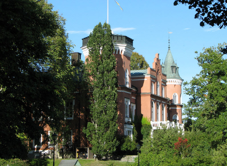 Boo Slott, Sweden